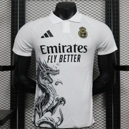 Real Madrid CAMISETA de la Q6 EQUIPACIÓN 24-25 VERSIÓN JUGADOR