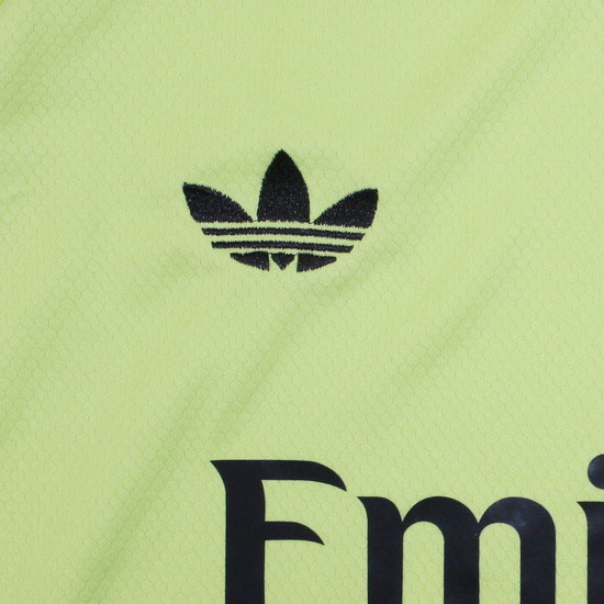 Real Madrid Portero CAMISETA de la 4ª EQUIPACIÓN 24-25