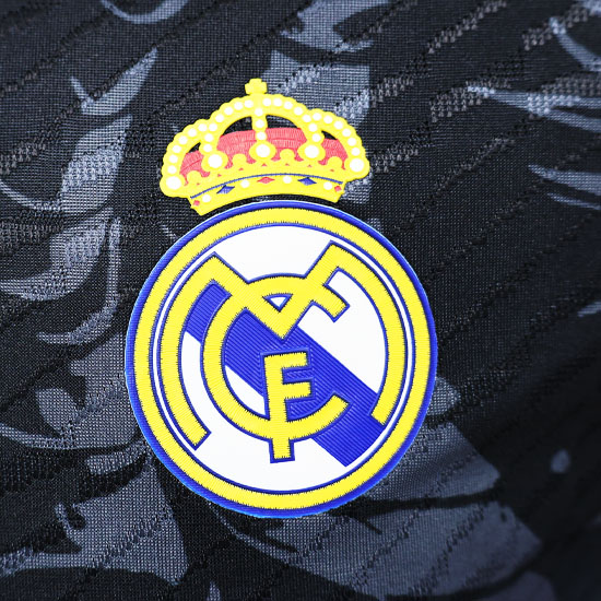 Real Madrid CAMISETA de la Q11 EQUIPACIÓN 24-25 VERSIÓN JUGADOR