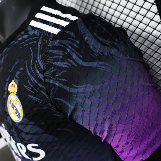 Real Madrid CAMISETA de la Q11 EQUIPACIÓN 24-25 VERSIÓN JUGADOR