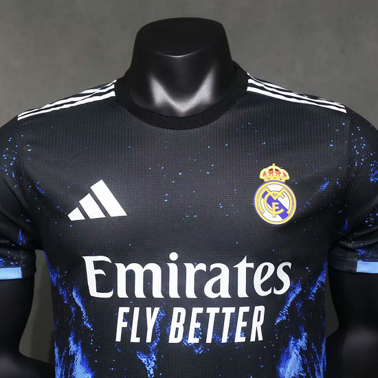 Real Madrid CAMISETA de la black EQUIPACIÓN 24-25 VERSIÓN JUGADOR